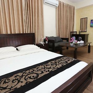 Queen Suite